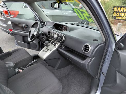 Used 2009 Scion xB image 15