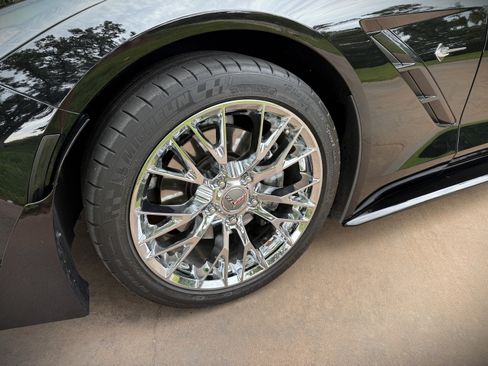 Used 2015 Chevrolet Corvette Premium Conv w/ 3LT image 15