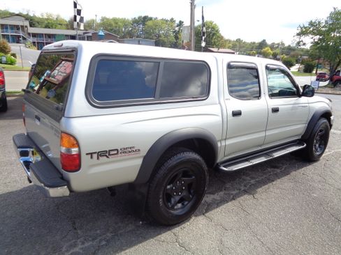 Used 2004 Toyota Tacoma TRD Off-Road image 4