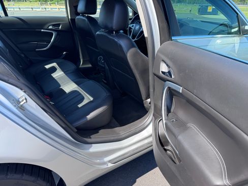 Used 2012 Buick Regal Premium image 21