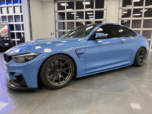 Used 2018 BMW M4 Competition image 10