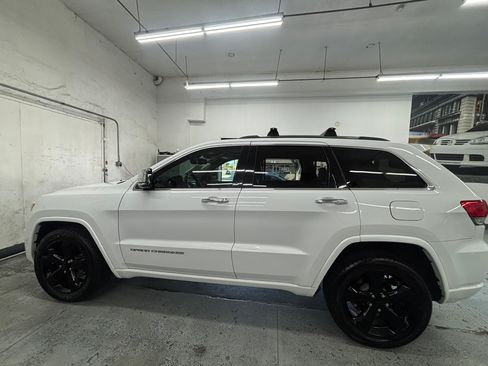 Used 2015 Jeep Grand Cherokee Overland image 7