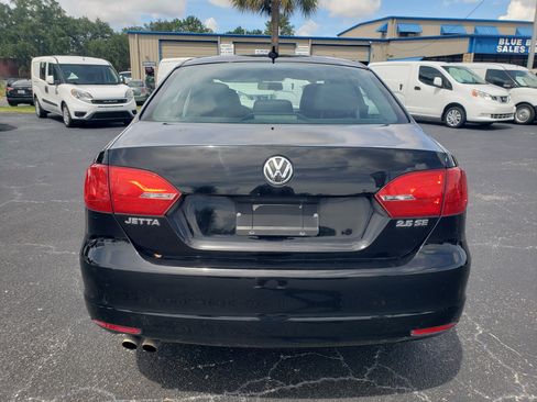 Used 2012 Volkswagen Jetta SE image 4