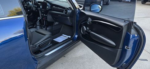 Used 2015 MINI Cooper S image 18
