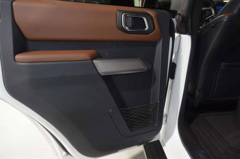 Used 2023 Ford Bronco Outer Banks image 19