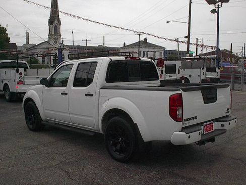 Used 2021 Nissan Frontier SV image 7