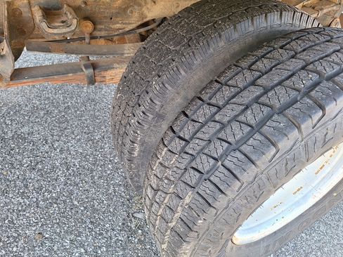Used 2004 Ford F350 XL image 13