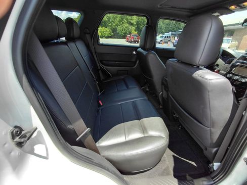 Used 2010 Ford Escape Limited image 9