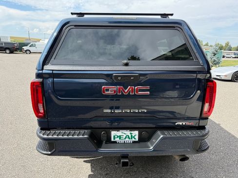 Used 2021 GMC Sierra 2500 AT4 image 4