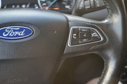 Used 2019 Ford EcoSport SE image 16