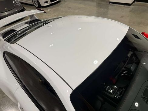 Used 2018 Porsche 911 GT3 image 24