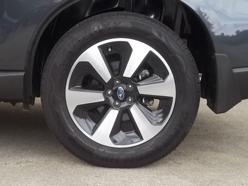 Used 2018 Subaru Forester 2.5i Premium image 15