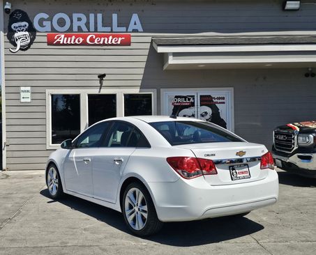 Used 2011 Chevrolet Cruze LTZ image 5