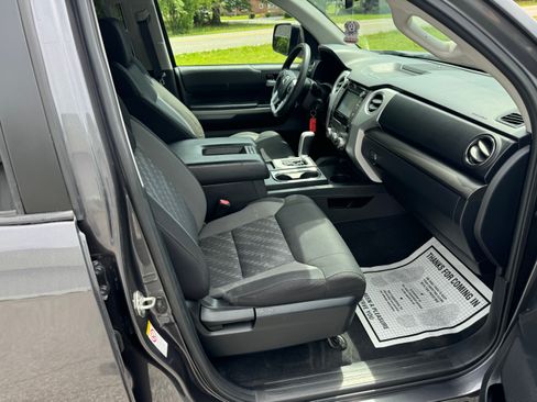 Used 2018 Toyota Tundra SR5 image 16