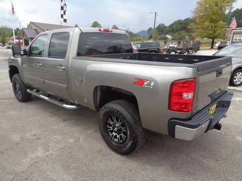 Used 2007 Chevrolet Silverado 2500 LTZ image 8