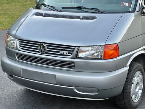 Used 1999 Volkswagen Eurovan GLS image 15