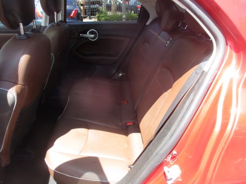 Used 2018 FIAT 500X Lounge image 13