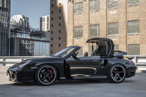 Used 2004 Porsche 911 Turbo image 23