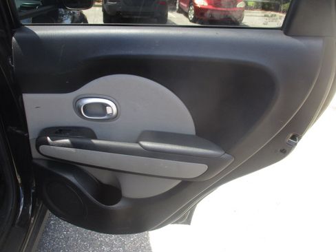 Used 2015 Kia Soul image 12