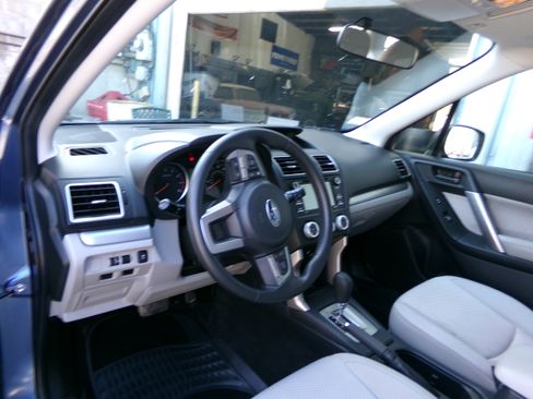 Used 2017 Subaru Forester 2.5i image 8