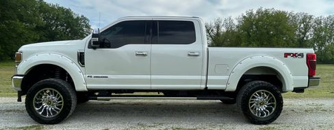 Used 2021 Ford F250 Lariat image 6