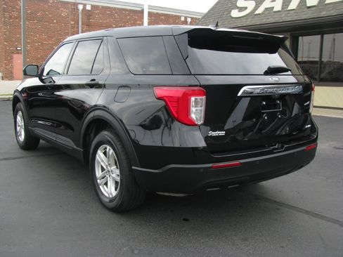 Used 2022 Ford Explorer image 4