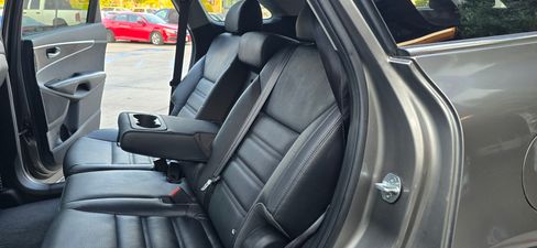 Used 2016 Kia Sorento EX-L image 27