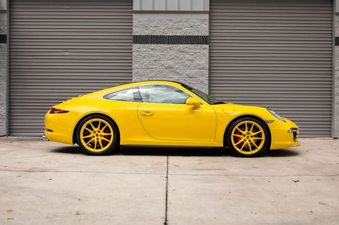 Used 2014 Porsche 911 Carrera 4S image 9