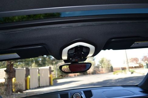 Used 2017 Porsche Macan image 36