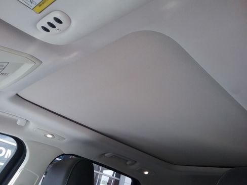 Used 2013 Ford Escape Titanium image 28