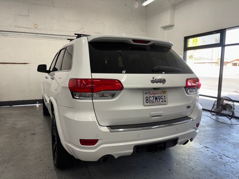 Used 2015 Jeep Grand Cherokee Overland image 5