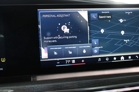 Used 2023 BMW i7 xDrive60 image 27