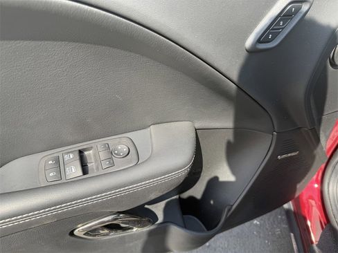 Used 2023 Dodge Challenger SRT Hellcat image 19
