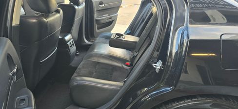 Used 2010 Dodge Charger SRT8 image 27