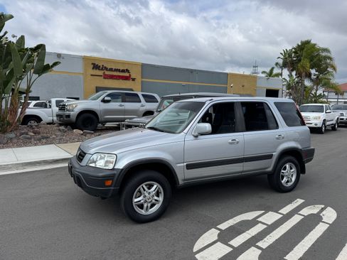 Used 2001 Honda CR-V EX image 1