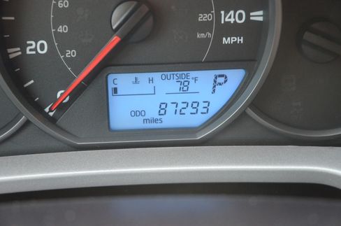 Used 2016 Toyota RAV4 LE image 25