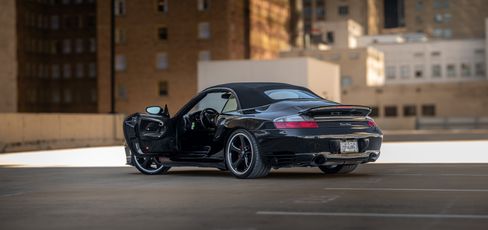Used 2004 Porsche 911 Turbo image 3