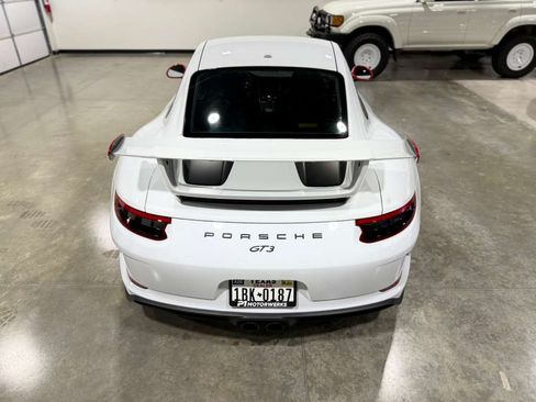 Used 2018 Porsche 911 GT3 image 12