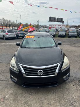 Used 2013 Nissan Altima image 1