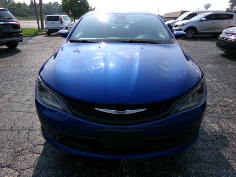 Used 2015 Chrysler 200 S image 8