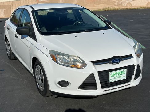 Used 2012 Ford Focus S image 3