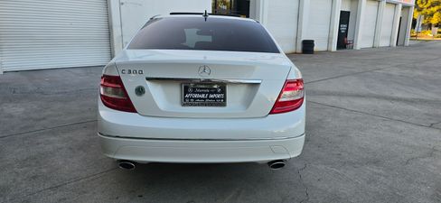 Used 2011 Mercedes-Benz C 300 Sport image 10