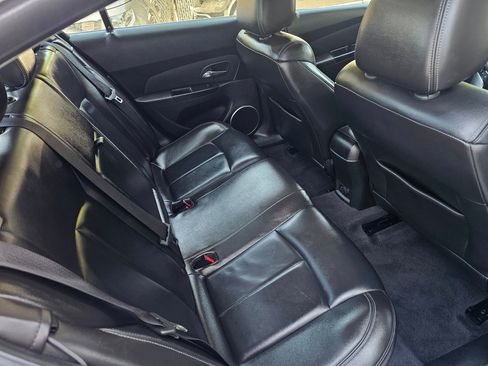 Used 2011 Chevrolet Cruze LTZ image 24