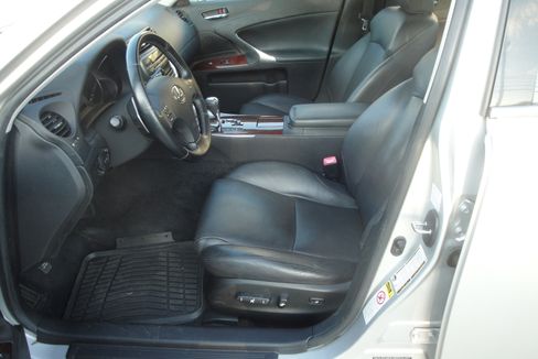 Used 2008 Lexus IS 250 image 10