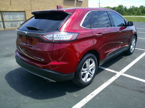 Used 2015 Ford Edge Titanium image 4