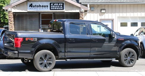 Used 2019 Ford F150 XLT image 3