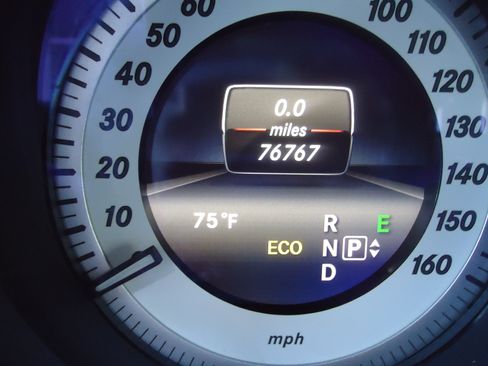 Used 2014 Mercedes-Benz E 350 Sport image 13