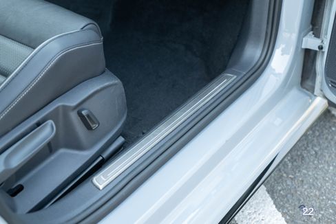 Used 2019 Volkswagen Golf R image 51
