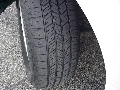 Used 2021 Ford F150 XL image 18