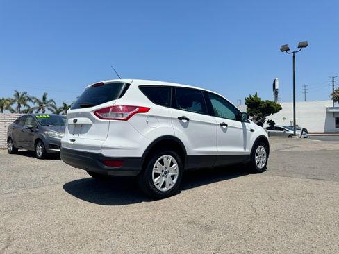 Used 2013 Ford Escape S image 9